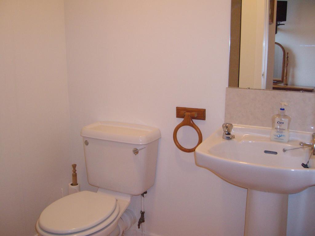 Lindhome Guest house