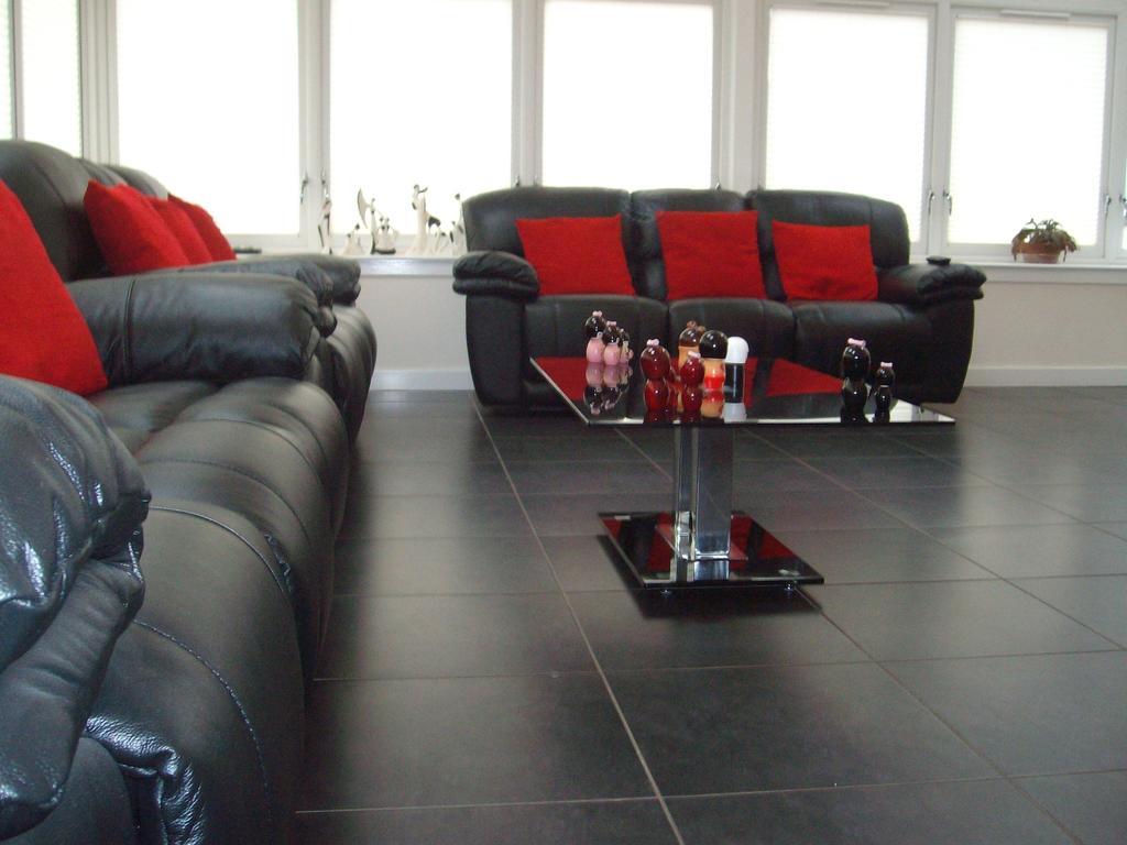 Lindhome Guest house